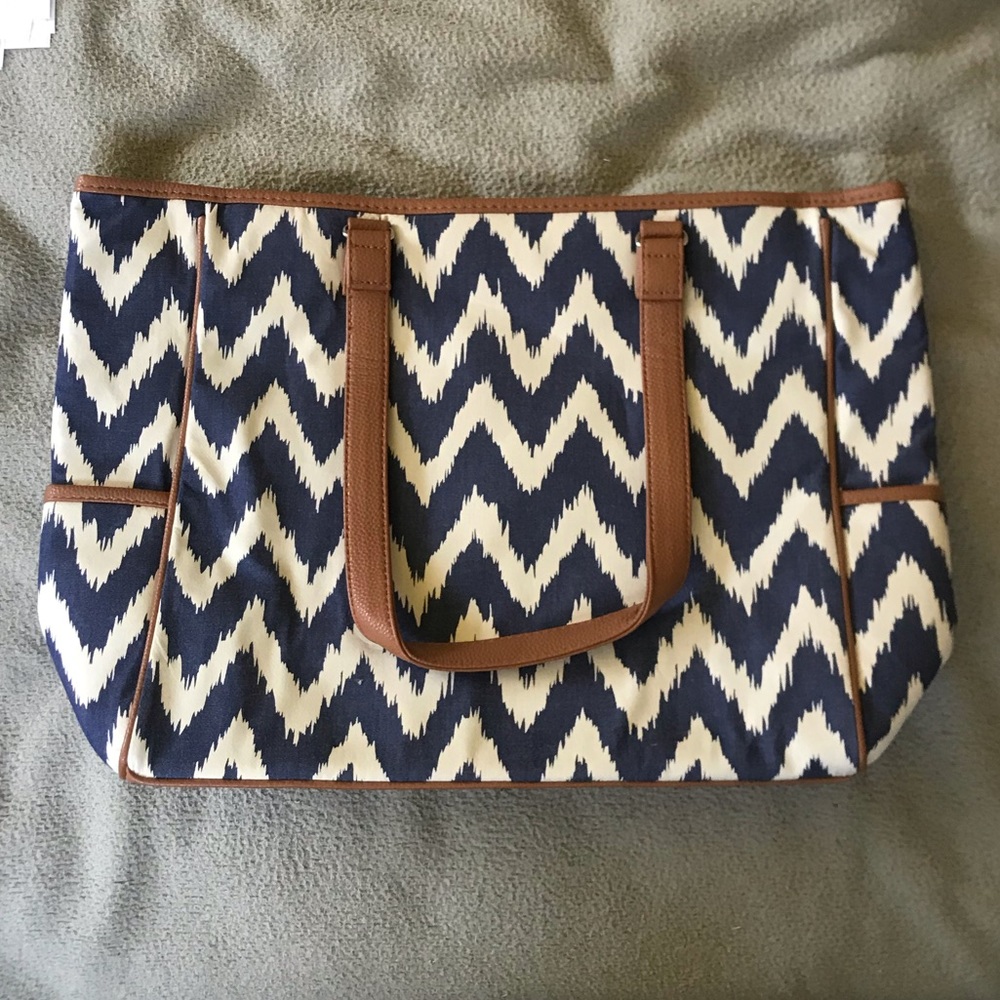 New! Thirty-One Cindy Tote